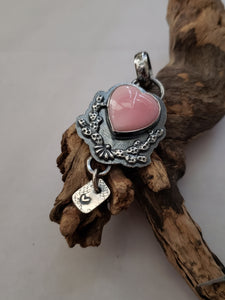 Pink Conch Desert Pendant