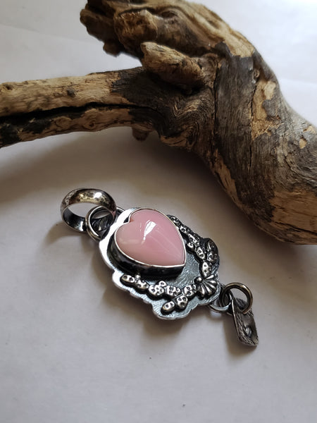 Pink Conch Desert Pendant