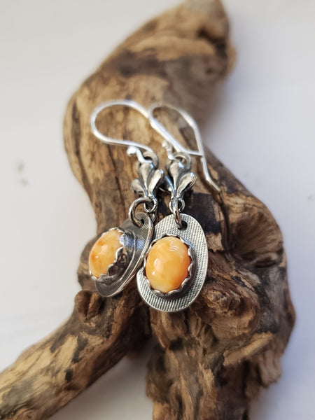 Spiny Oyster Earrings